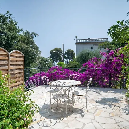 Guestready - Spacious Comfort With Sunny Garden Pensión Niza