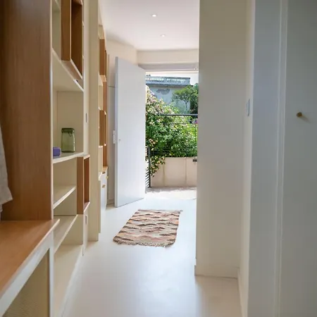 Guestready - Spacious Comfort With Sunny Garden Pensión Niza
