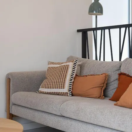 Guestready - Spacious Comfort With Sunny Garden Pensión Niza
