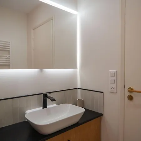 Guestready - Spacious Comfort With Sunny Garden *
